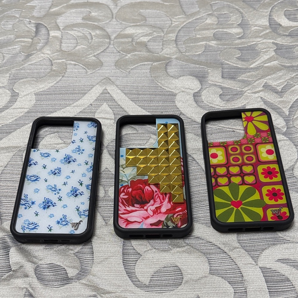 Wildfox Floral and Geometric iPhone 13 Pro 3 Case Set